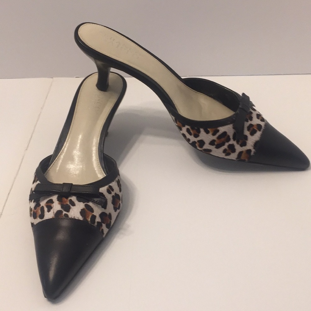 Size 8m leather upper, kitten heel, leopard mule.